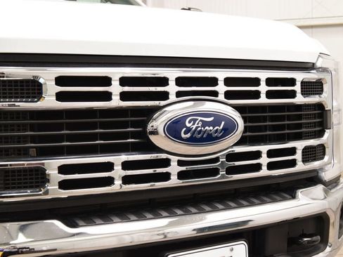 Used 2024 Ford F350 XL w/ XL Chrome Package RWD image 5