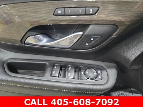 Used 2024 GMC Terrain Denali AWD/4WD image 28