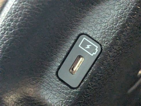 Certified 2024 Kia Telluride EX w/ EX Captain's Chair Package image 18