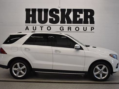 Used 2018 Mercedes-Benz GLE 350 4MATIC image 2