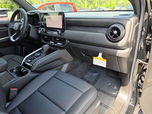 New 2026 Chevrolet Colorado Trail Boss AWD/4WD image 14