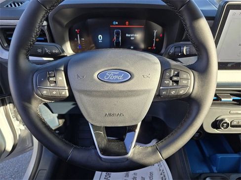 New 2025 Ford Maverick XLT w/ XLT Luxury Package image 18