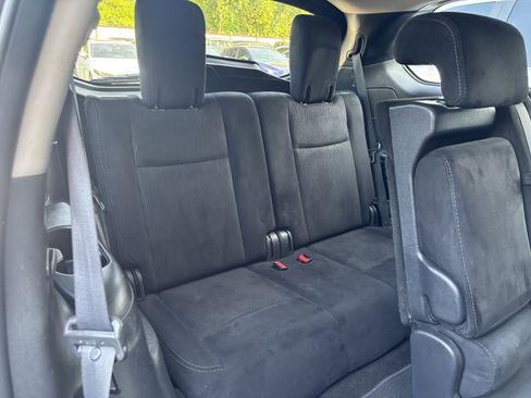 Used 2015 Nissan Pathfinder SV w/ Trailer Tow Package image 38