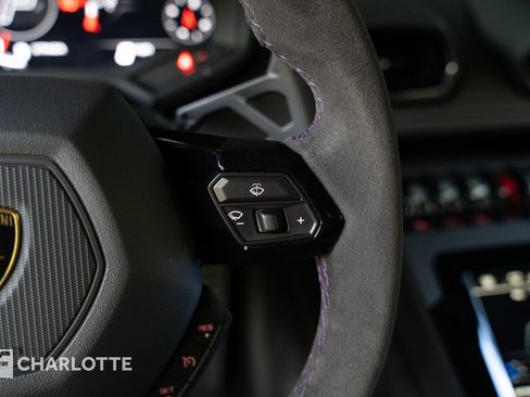 Used 2024 Lamborghini Huracan Sterrato AWD/4WD image 26