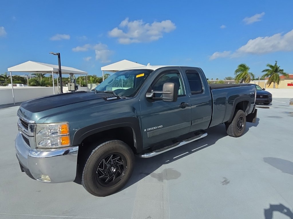 Used 2008 Chevrolet Silverado 3500 LT AWD/4WD image 3