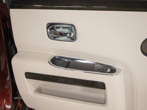 Used 2015 Rolls-Royce Ghost Extended Wheelbase RWD image 52