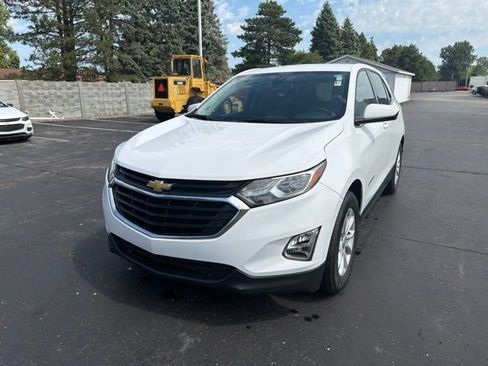 Certified 2020 Chevrolet Equinox LT w/ Driver Convenience Package FWD image 2