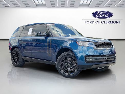 Used 2025 Land Rover Range Rover SE AWD/4WD image 1