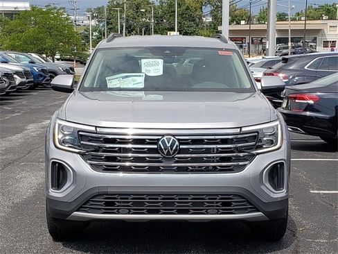 New 2026 Volkswagen Atlas SE image 5