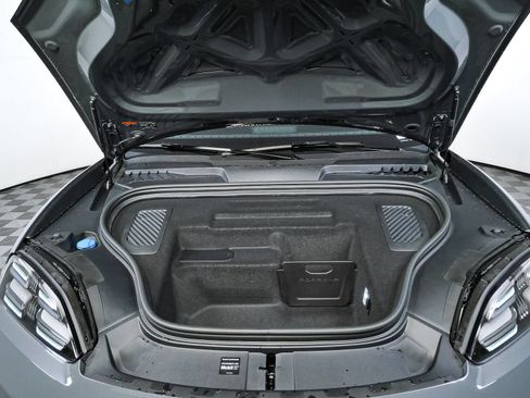 New 2026 Porsche Macan 4 Electric AWD/4WD image 35