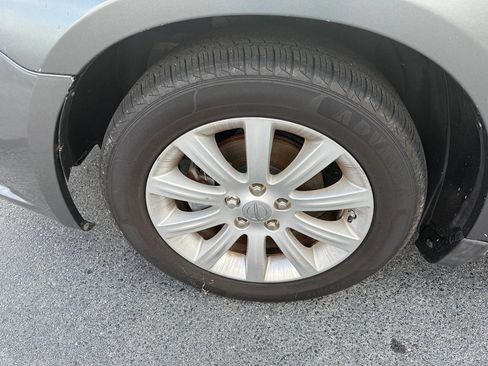 Used 2013 Chrysler 200 Touring image 10