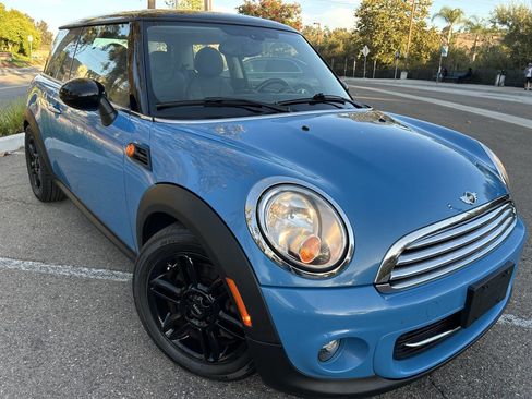 Used 2013 MINI Cooper Hardtop image 7