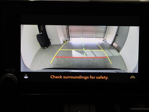 Used 2025 Toyota RAV4 XLE FWD image 21