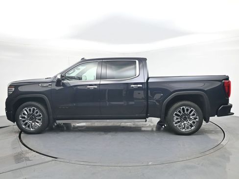 Used 2024 GMC Sierra 1500 Denali Ultimate image 3