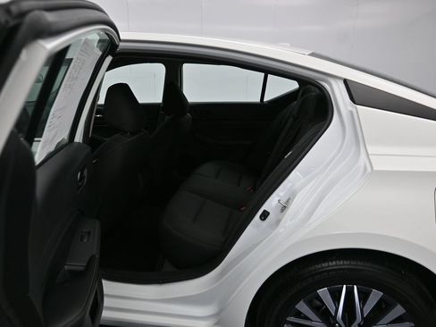 Certified 2025 Nissan Altima 2.5 SV FWD image 21