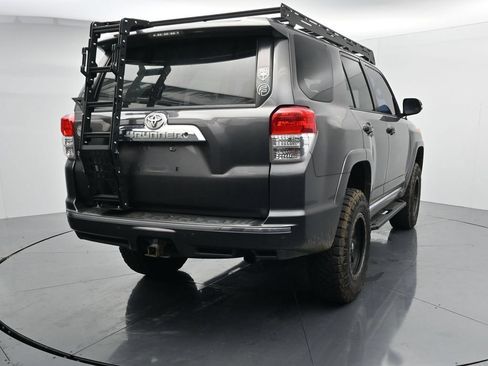 Used 2010 Toyota 4Runner SR5 AWD/4WD image 6