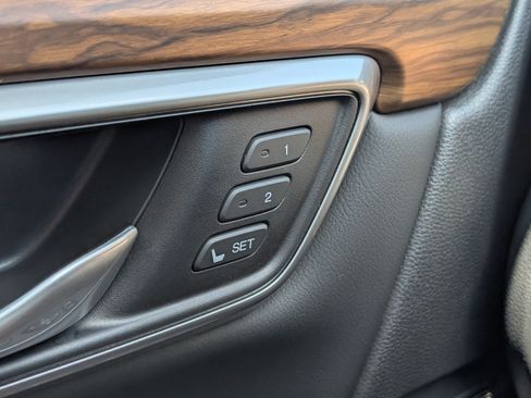 Used 2019 Honda CR-V Touring image 26