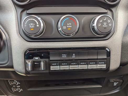 Used 2023 RAM 3500 Tradesman AWD/4WD image 29