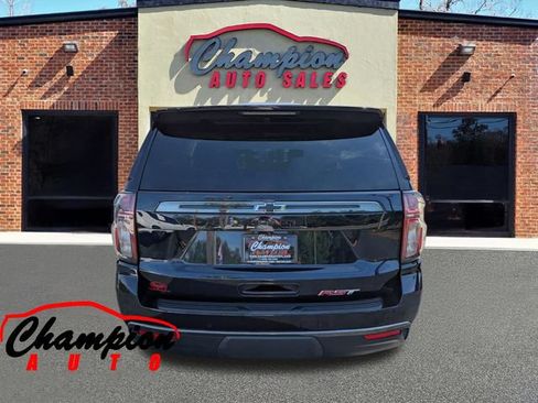 Used 2022 Chevrolet Tahoe RST w/ Luxury Package RWD image 5