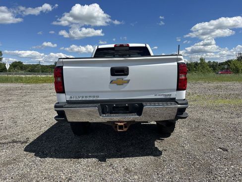 Used 2016 Chevrolet Silverado 2500 LTZ AWD/4WD image 4