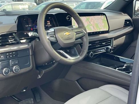 Used 2025 Chevrolet Tahoe LT w/ Comfort Package image 12