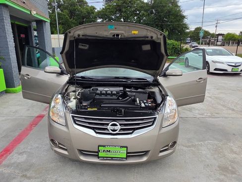 Used 2012 Nissan Altima 2.5 SL w/ 2.5SL Pkg FWD image 61