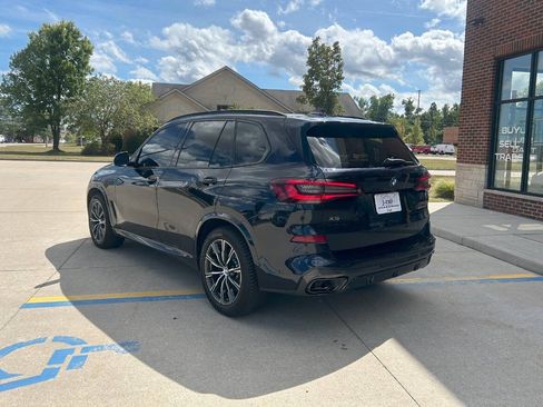 Used 2021 BMW X5 M50i w/ Executive Package image 8