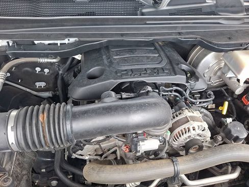Used 2022 RAM 1500 Laramie AWD/4WD image 28