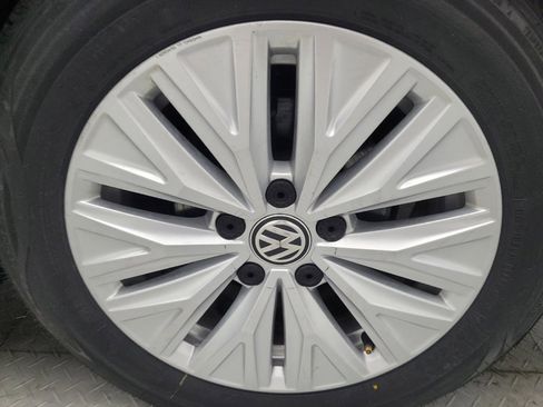 Used 2019 Volkswagen Jetta S w/ Driver Assistance Package image 31