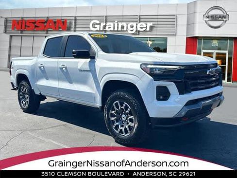 Used 2024 Chevrolet Colorado Z71 w/ Z71 Convenience Package 2 AWD/4WD image 1