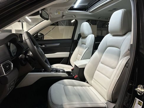 New 2025 MAZDA CX-5 AWD 2.5 S w/ Premium Plus Pkg image 11