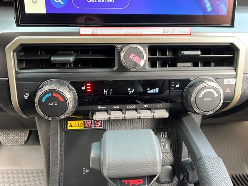 New 2026 Toyota Tacoma TRD Off-Road w/ TRD Off Road Upgrade Package AWD/4WD image 18