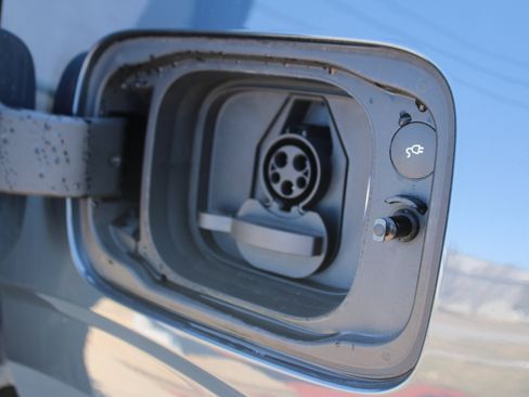 New 2025 Volvo EX90 Ultra image 34