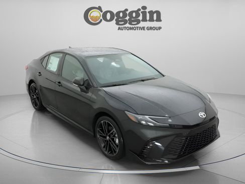 New 2026 Toyota Camry XSE FWD image 25