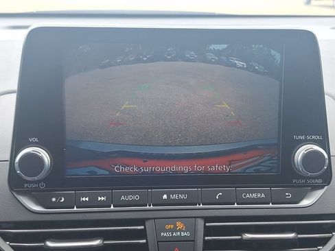 Used 2025 Nissan Altima 2.5 S FWD image 22