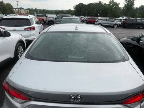 Used 2024 Toyota Corolla LE FWD image 8