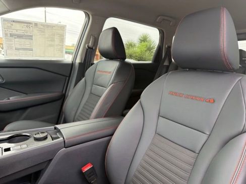 New 2026 Nissan Rogue SV AWD/4WD image 13