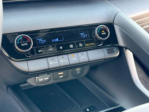 New 2026 Hyundai Elantra Sport FWD image 10