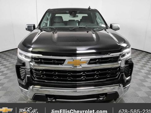 Used 2022 Chevrolet Silverado 1500 LT AWD/4WD image 24