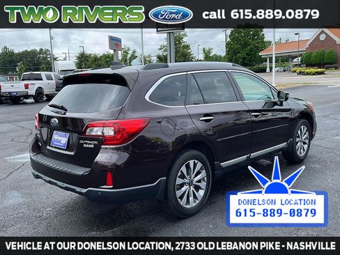 Used 2017 Subaru Outback 2.5i Touring AWD/4WD image 10
