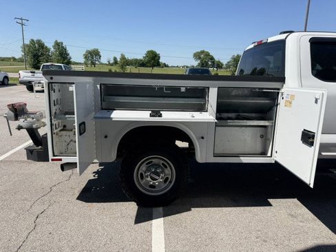 Used 2023 Ford F250 XL w/ XL Driver Assist Package AWD/4WD image 13