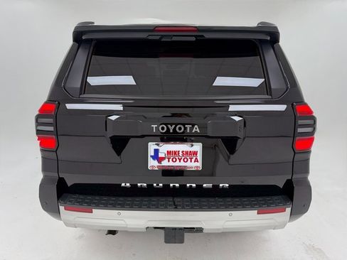 Used 2025 Toyota 4Runner Limited image 39