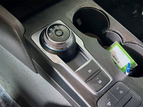 Used 2024 Ford Escape ST-Line image 16