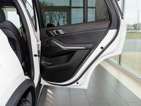 Used 2022 BMW X5 xDrive40i w/ Premium Package image 36