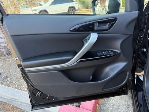 New 2026 Mitsubishi Eclipse Cross LE image 10