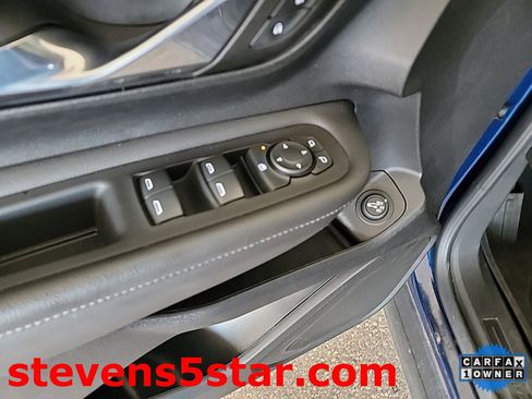 Used 2023 GMC Terrain SLE w/ Driver Convenience Package image 13