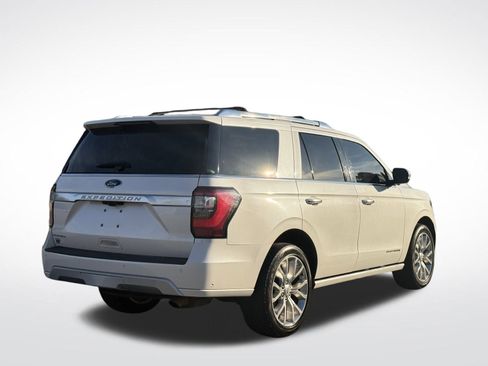Used 2019 Ford Expedition Platinum image 10