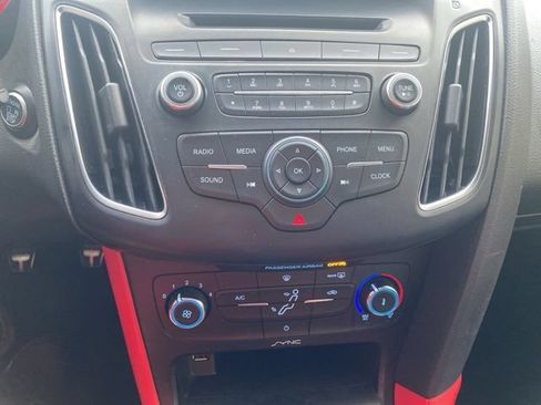 Used 2016 Ford Focus ST FWD image 22