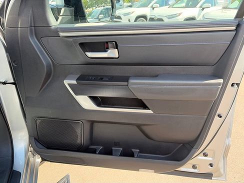 Used 2023 Toyota Tundra Platinum AWD/4WD image 12