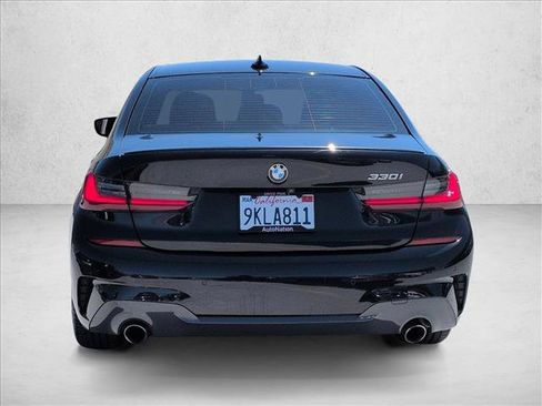 Used 2022 BMW 330i Sedan w/ M Sport Package RWD image 7